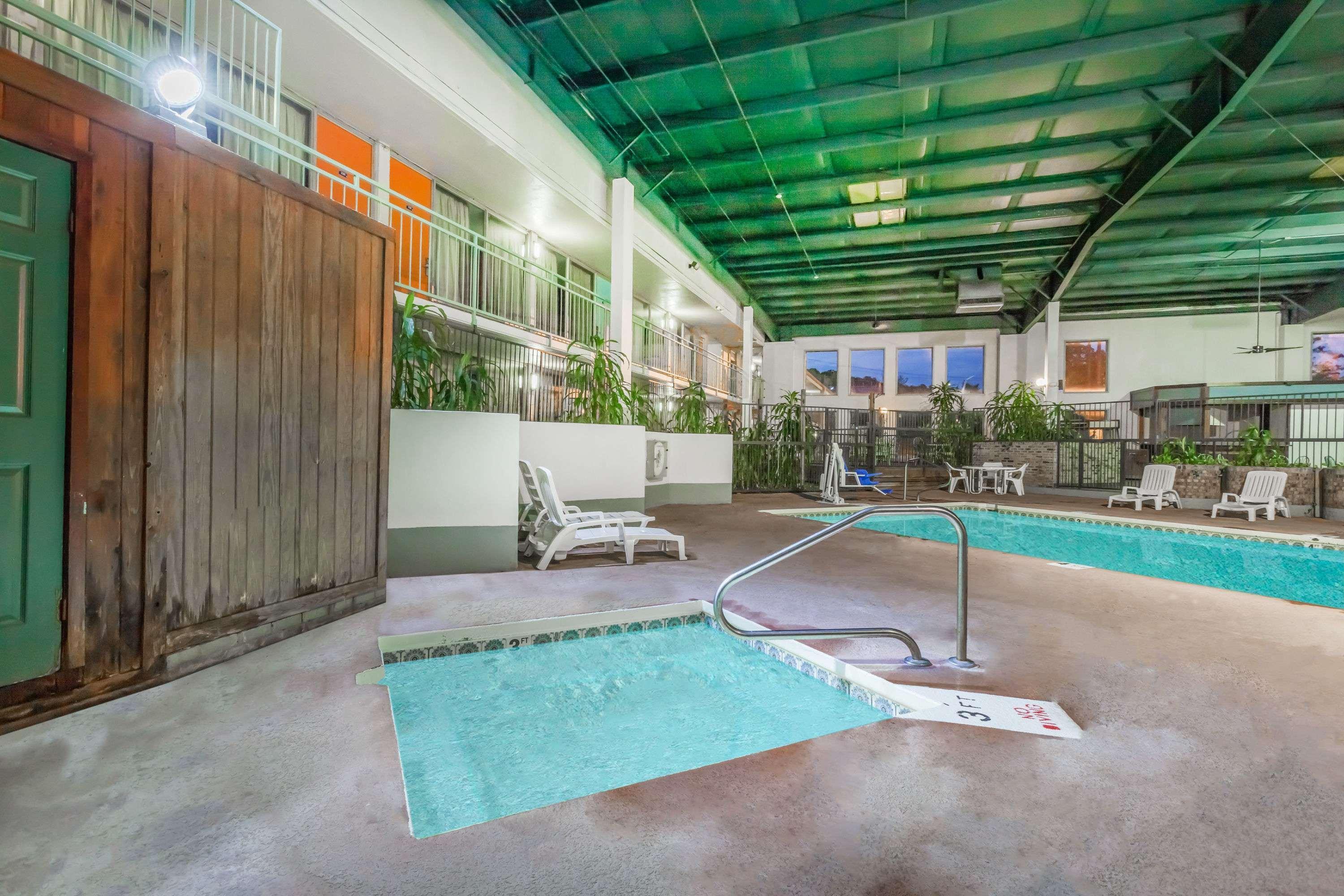 Howard Johnson By Wyndham קונווי מראה חיצוני תמונה