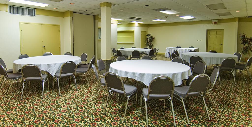 Howard Johnson By Wyndham קונווי מתקנים תמונה